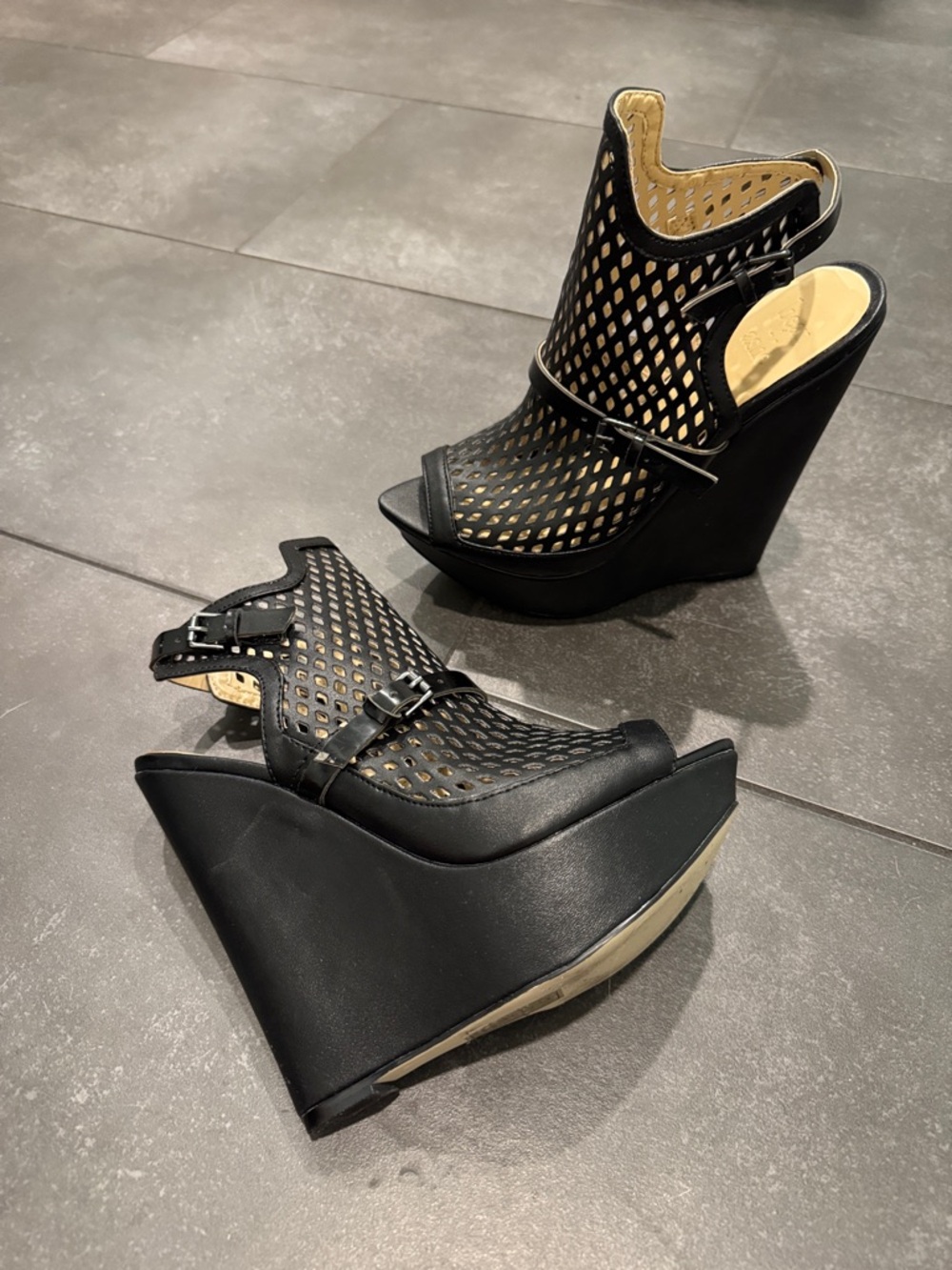 Beau & Ashe Fonya Black Perforated Wedge Sandals with Buckle Detail 6.5